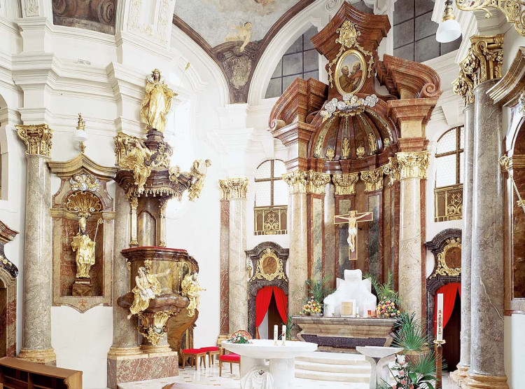 Rekonstrukce interiéru barokního kostela sv. Bartoloměje, Praha