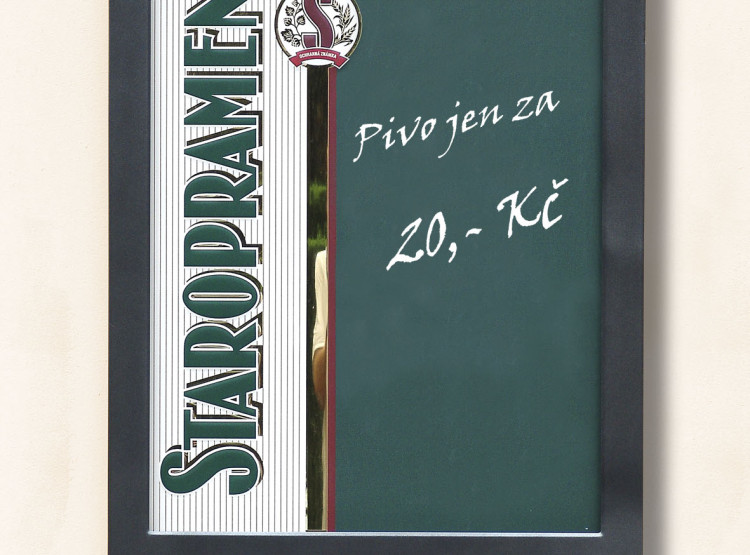 Venkovní označení restaurací Staropramen pro historická centra měst